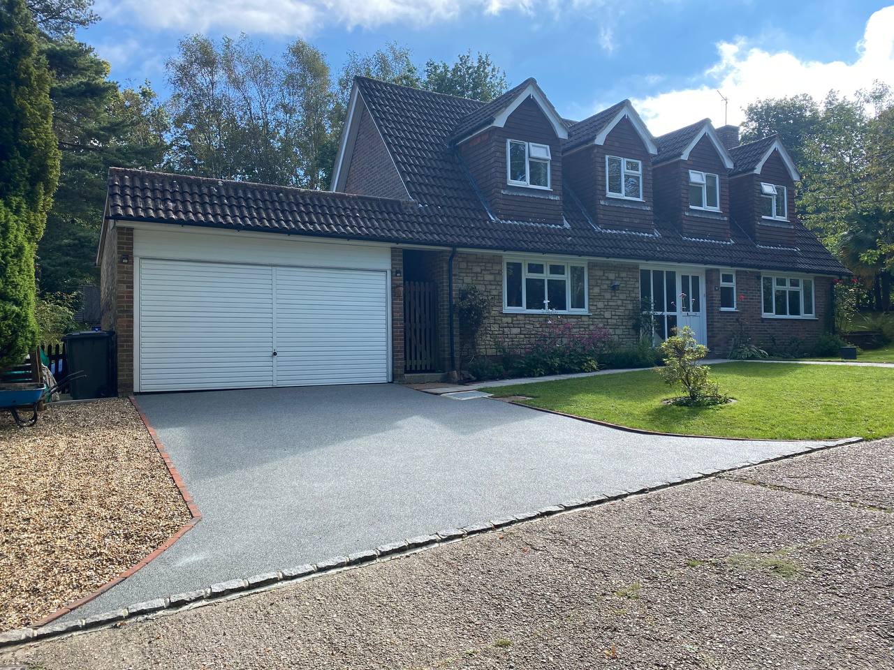 This is a photo of a Resin driveway carried out in Cheshire. All works done by Resin Driveways Cheshire